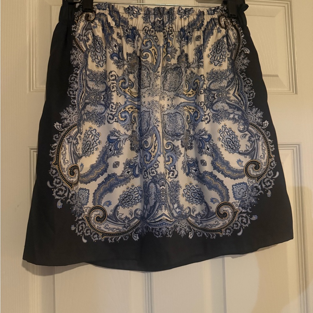 H&M Black and Blue Patterned Skirt